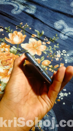 Pocophone F1